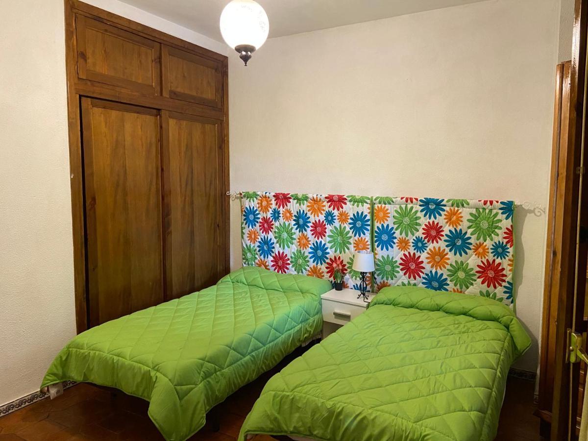 Holiday home Esuri 300m Con 1000m Parcela Privada A 8min De Puy Du Fou
